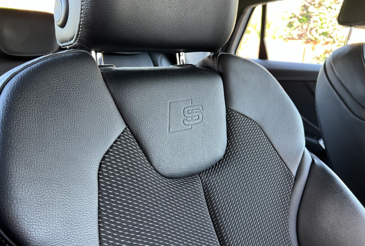 Audi Q2 1.6 TDI S-Tronic7 116 cv Boîte auto S-LINE
