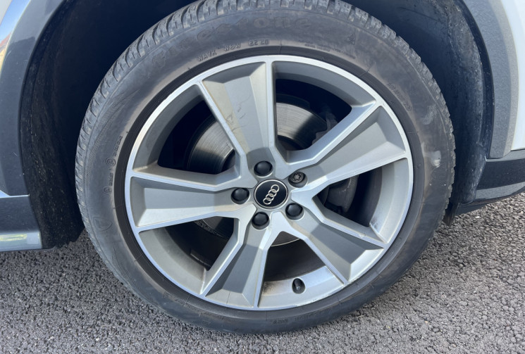 Audi Q2 1.6 TDI S-Tronic7 116 cv Boîte auto S-LINE