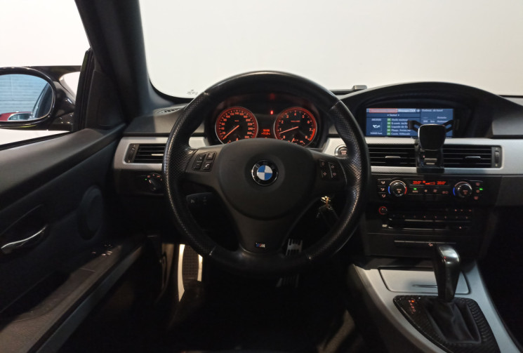 BMW SERIE 3 COUPE 330 xi E92 272 ch Pack M – entretien à jour – vidange de boîte effectuée