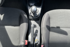 Renault Clio III 1.2 16v 75ch Expression 3p