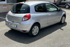 Renault Clio III 1.2 16v 75ch Expression 3p