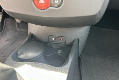 Renault Clio III 1.2 16v 75ch Expression 3p