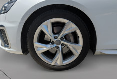 Audi A4 40 tdi 190 cv S TRONIC 7 s line / toit pano / cockpit / carplay / orignie france 