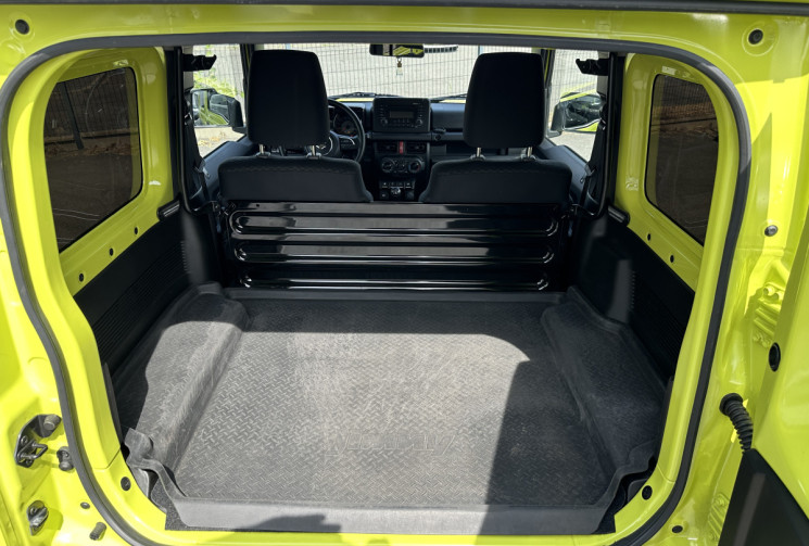 Suzuki Jimny AllGrip Pro 1.5 VVT 4WD 102 CV PRIVILEGE + OPTIONS