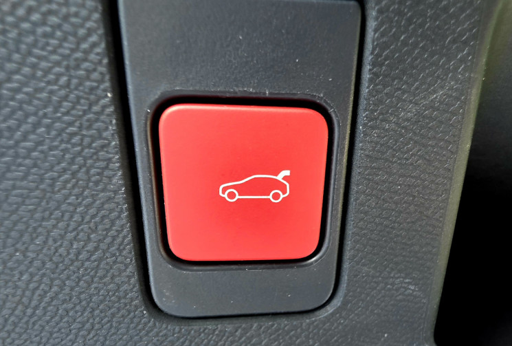 Peugeot 5008 Hybrid 136 e-DCS6 GT - Pack 360 Vision & Drive Assist Plus