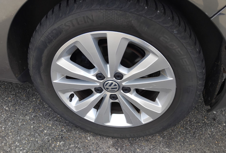 Volkswagen Golf VII Confortline 122ch 1.4 TSI Bluemotion - Siège Chauffants