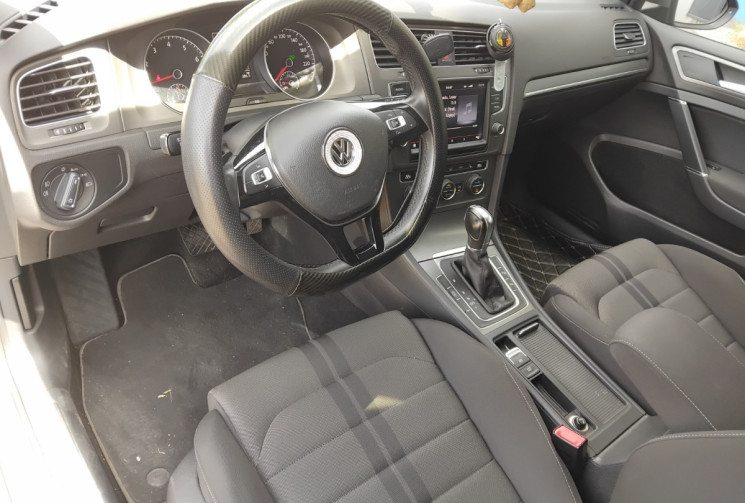Volkswagen Golf VII Confortline 122ch 1.4 TSI Bluemotion - Siège Chauffants