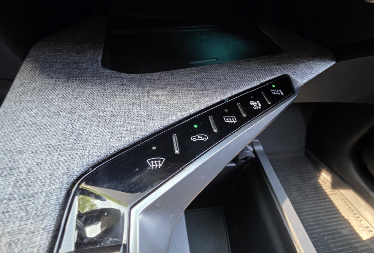 Peugeot 5008 Hybrid 136 e-DCS6 GT - Pack 360 Vision & Drive Assist Plus