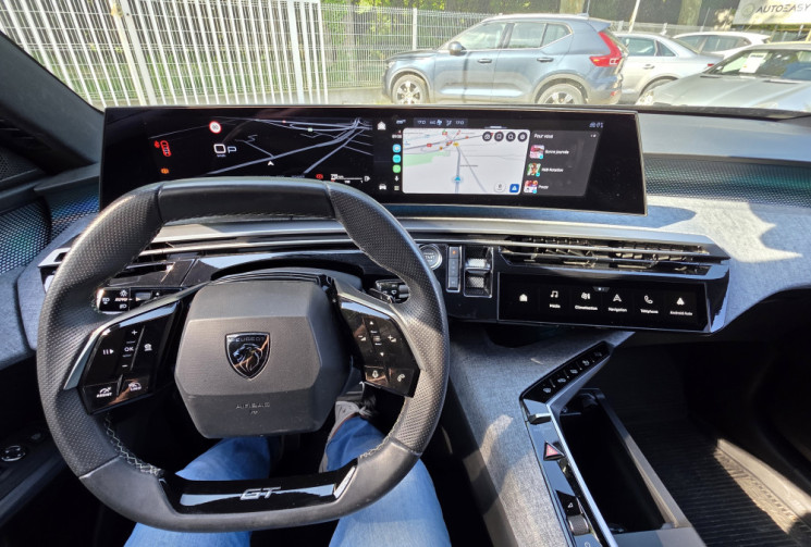 Peugeot 5008 Hybrid 136 e-DCS6 GT - Pack 360 Vision & Drive Assist Plus