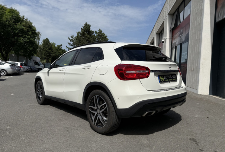 Mercedes GLA 250 SENSATION 7G-DCT