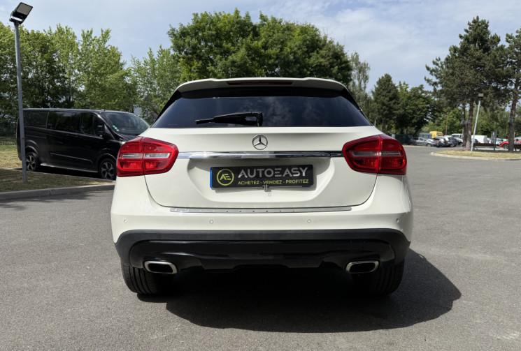 Mercedes GLA 250 SENSATION 7G-DCT