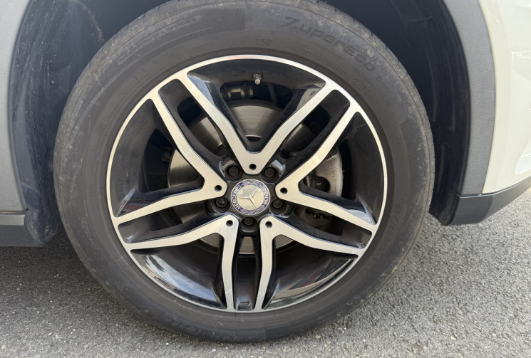 Mercedes GLA 250 SENSATION 7G-DCT