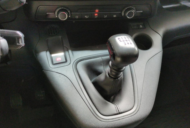 Peugeot Partner FOURGON STANDARD 650 1.5 BLUE HDI 100 PREMIUM TVA