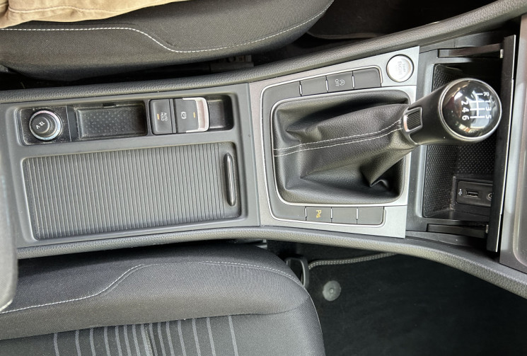 Volkswagen Golf 1.4 TSI 125 cv  LOUNGE Blue Motion