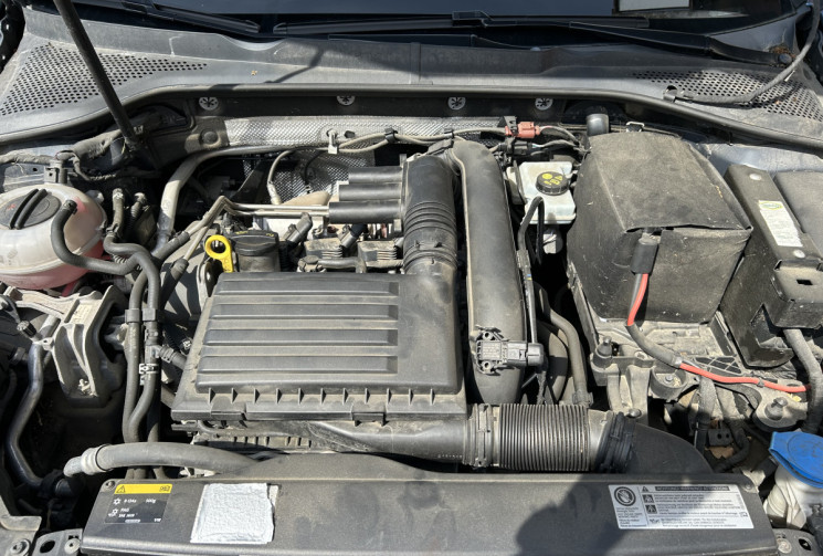Volkswagen Golf 1.4 TSI 125 cv  LOUNGE Blue Motion