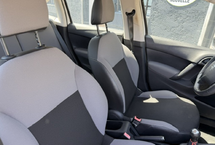 Citroën C3 1.2 68 cv Essence Confort / Révisée / distribution neuve / garantie 12 Mois