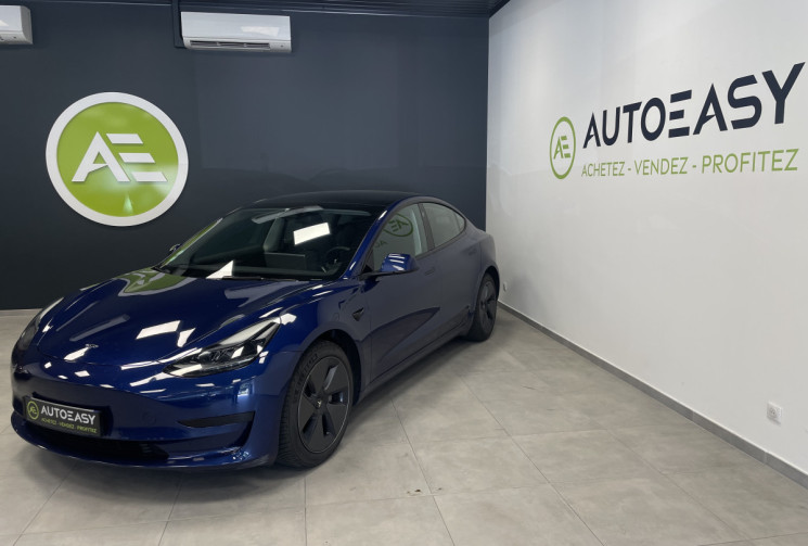 Tesla Model 3 281ch Standard - 2022 - Toit Panoramique - Suivi complet - Première m