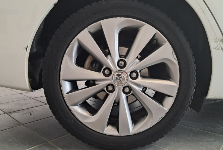 Toyota AURIS 1.8 Hybride 136h Touring Sports Exécutive - Phase 2 - SUIVI TOYOTA COMPLET - REVISEE -