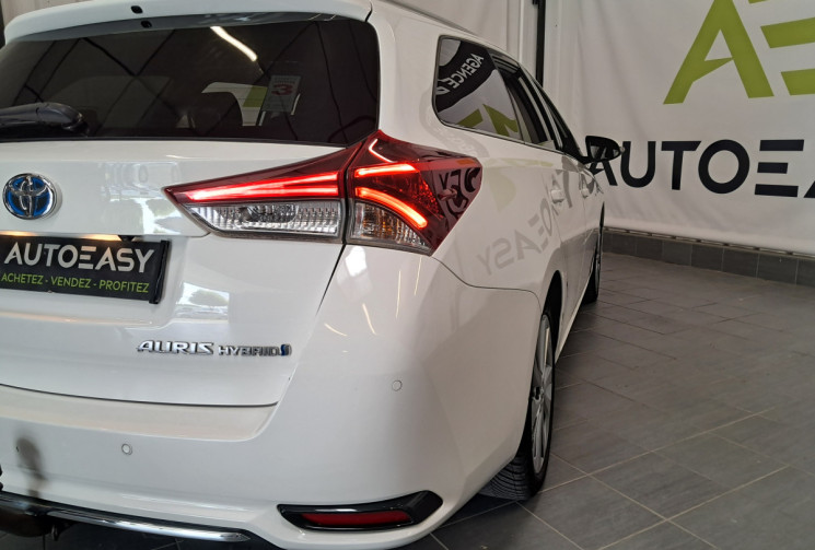 Toyota AURIS 1.8 Hybride 136h Touring Sports Exécutive - Phase 2 - SUIVI TOYOTA COMPLET - REVISEE -