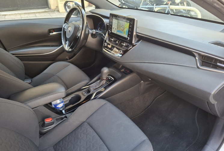 Toyota Corolla 1.8 VVT-i HYBRID 122 DYNAMIC BOITE AUTO
