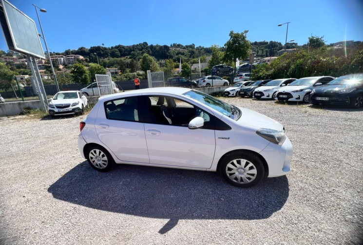 Toyota Yaris Yaris HSD 100h Dynamic 5p