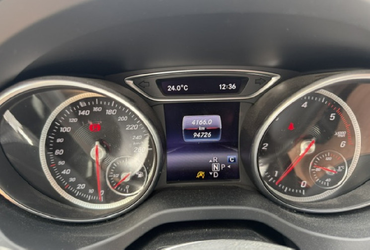 Mercedes GLA (X156) Phase 2 180 1.5 d 16V 7G-DCT 109 cv Origine France / 3em main / camera / 