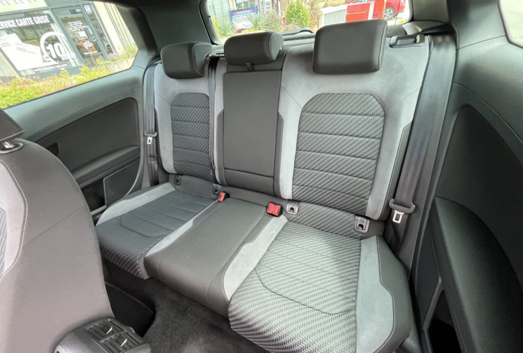Volkswagen Golf phase 2 R LINE 150 TSI DSG 7