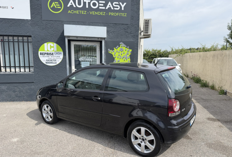 Volkswagen Polo 1.4 TDI 70 CONFORT / CLIM / JANTES ALU / TOIT OUVRANT / REVISEE / GARANTIE