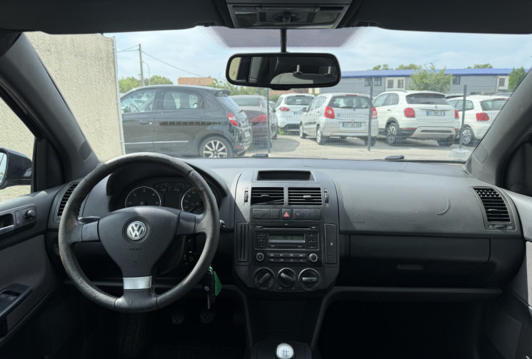 Volkswagen Polo 1.4 TDI 70 CONFORT / CLIM / JANTES ALU / TOIT OUVRANT / REVISEE / GARANTIE