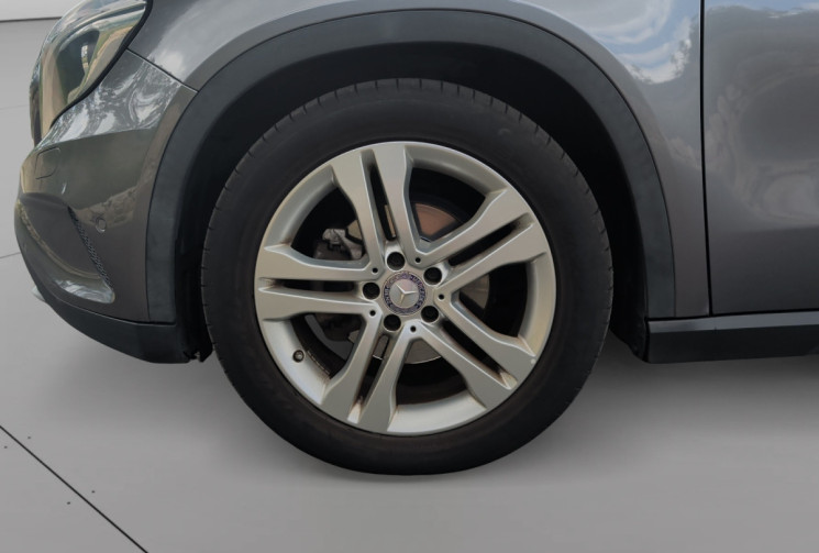 Mercedes GLA 200 CDI Sensation 4Matic 7G-DCT + options