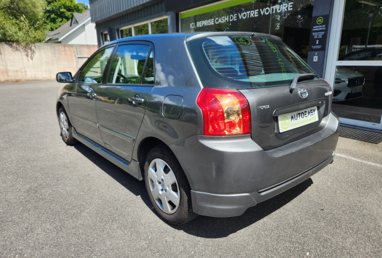 Toyota Corolla 1.4 VVT-i Linea Sport 1ere main