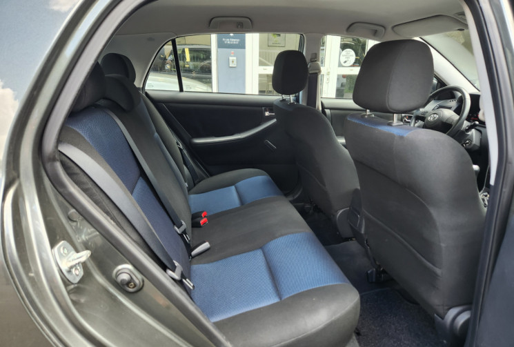 Toyota Corolla 1.4 VVT-i Linea Sport 1ere main