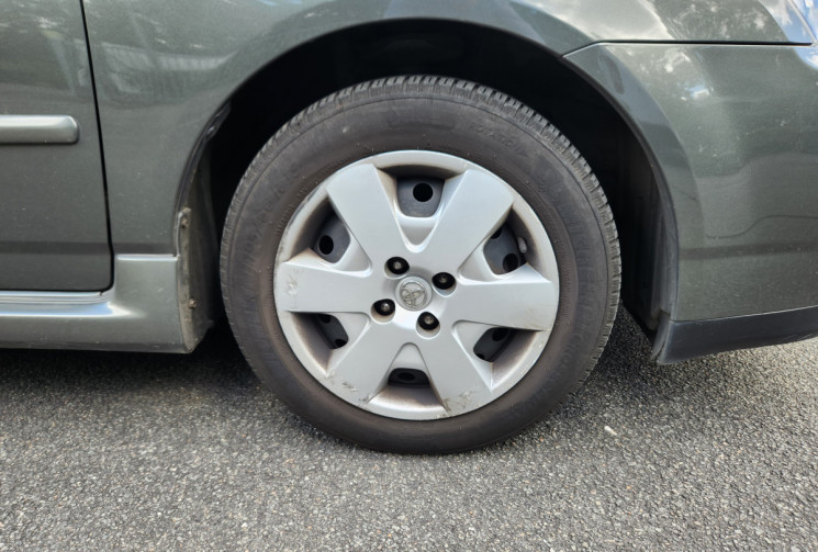 Toyota Corolla 1.4 VVT-i Linea Sport 1ere main