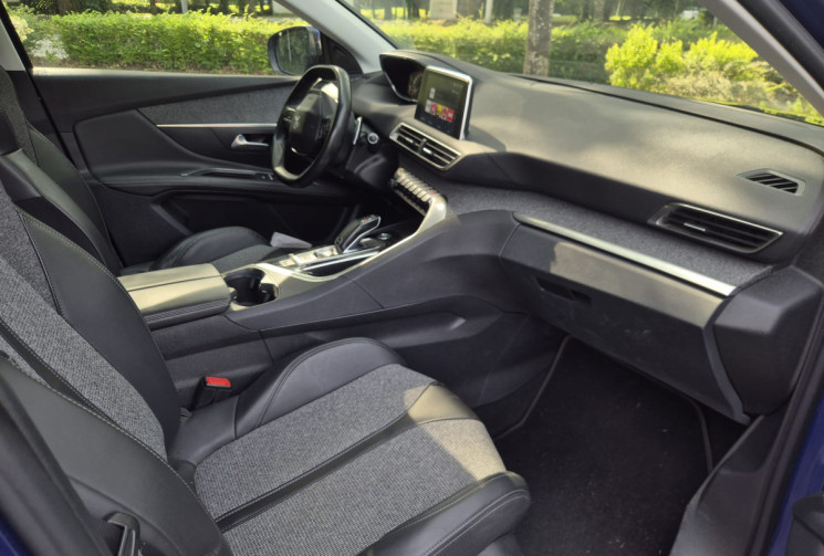 Peugeot 3008 1.5 BlueHDi 130ch Allure Business FAP et Réservoir ADBlue Neufs