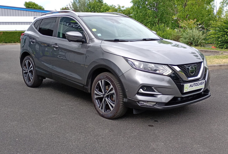 Nissan Qashqai Phase II 1.6 dCi 130 ch Xtronic N-Connecta + Attelage