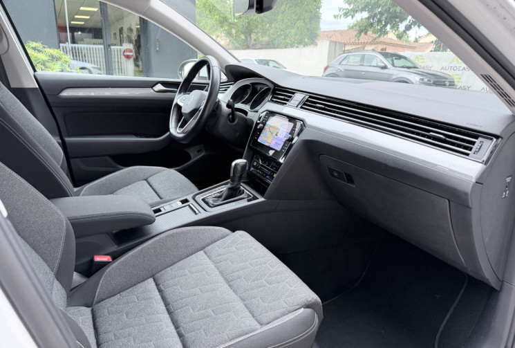 Volkswagen Passat SW 2.0 TDI 150 LIFE PLUS EVO * 1ère main / Caméra / CarPlay / En stock