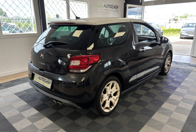 Citroën DS3 1.6 E-HDI AIRDREAM 112 SPORT CHIC 