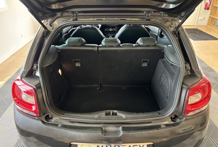 Citroën DS3 1.6 E-HDI AIRDREAM 112 SPORT CHIC 