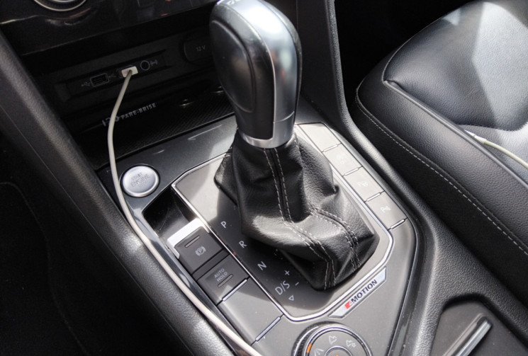 Volkswagen Tiguan II  R-LINE CARAT 2.0 TSI 4Motion DSG7 180 cv 
