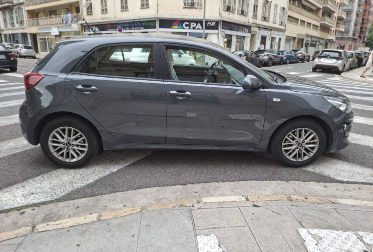 Kia RIO 1.2 dpi 84 ch ACTIVE BVM5 1ere main 