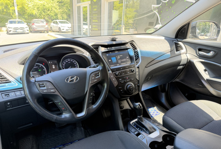 Hyundai SANTA FE 2.2 CRDi 200ch Creative 2WD BVA 7 Places / Camera / Siège chauffant / Entretien OK
