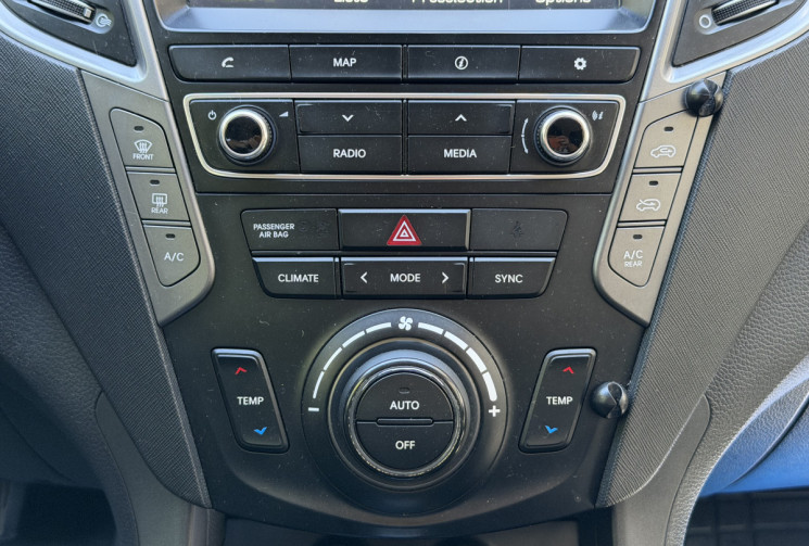 Hyundai SANTA FE 2.2 CRDi 200ch Creative 2WD BVA 7 Places / Camera / Siège chauffant / Entretien OK