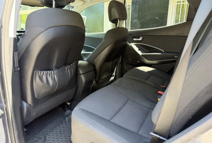Hyundai SANTA FE 2.2 CRDi 200ch Creative 2WD BVA 7 Places / Camera / Siège chauffant / Entretien OK