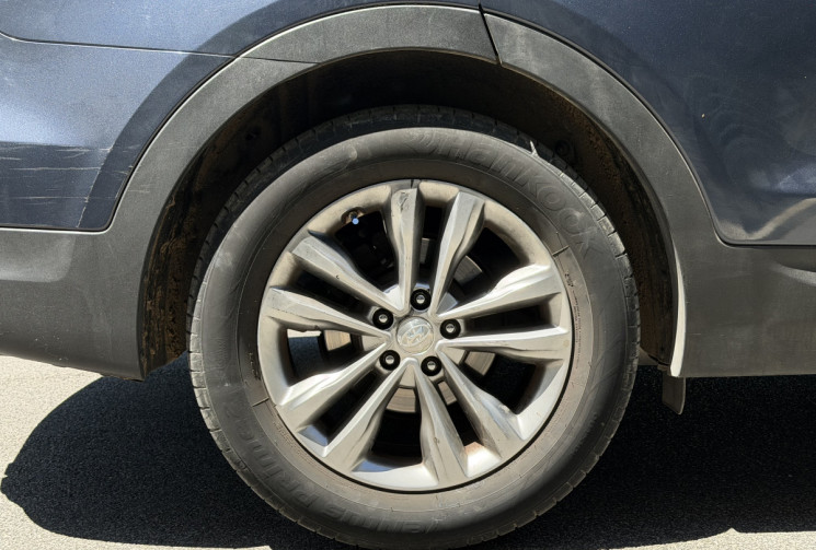 Hyundai SANTA FE 2.2 CRDi 200ch Creative 2WD BVA 7 Places / Camera / Siège chauffant / Entretien OK