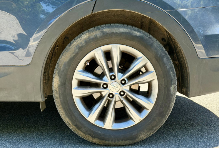 Hyundai SANTA FE 2.2 CRDi 200ch Creative 2WD BVA 7 Places / Camera / Siège chauffant / Entretien OK