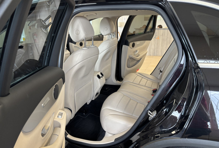 Mercedes GLC 250 D 4MATIC BLUETEC 9G-TRONIC 204 EXECUTIVE / JANTE AMG /  SUIVIT COMPLET MERCEDES 