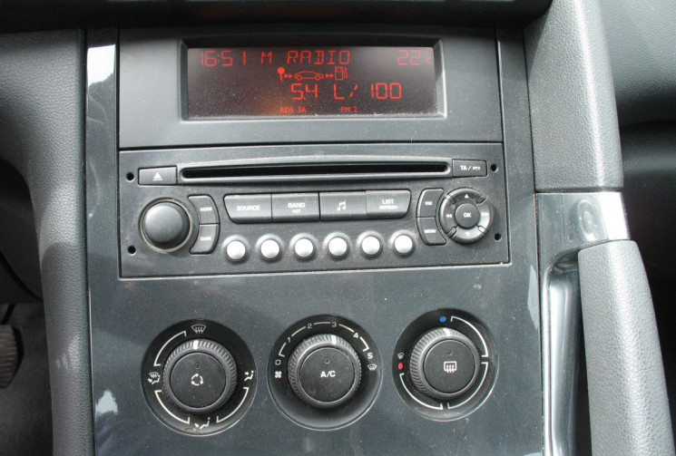 Peugeot 3008 1.6 HDi 112 ACTIVE