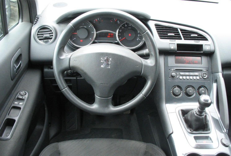 Peugeot 3008 1.6 HDi 112 ACTIVE