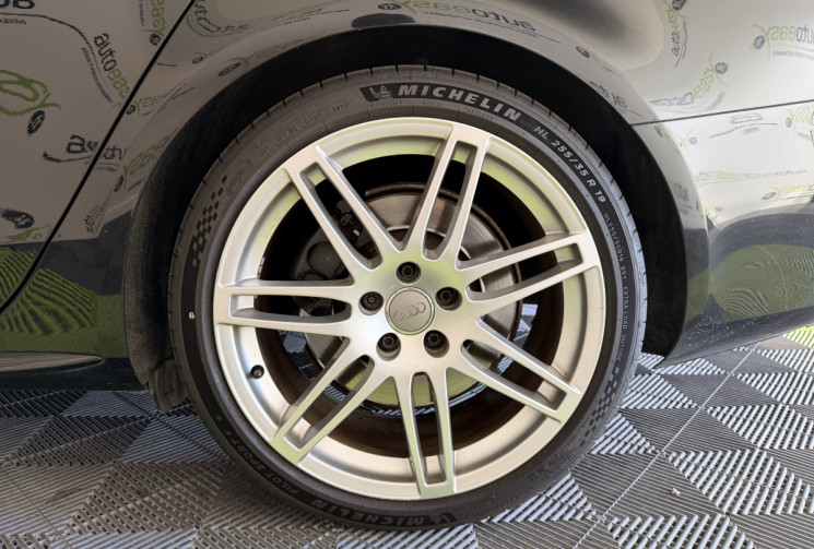 Audi S4  3.0 TFSI 333 CH QUATTRO FLEFUEL