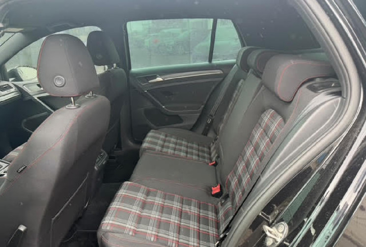Volkswagen Golf GTI 230 Performance *CARPLAY
